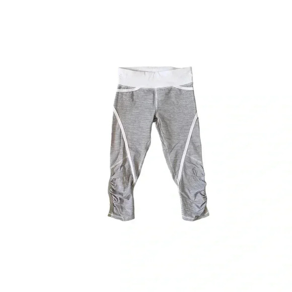 Lululemon capri pants - Picture 1 of 10